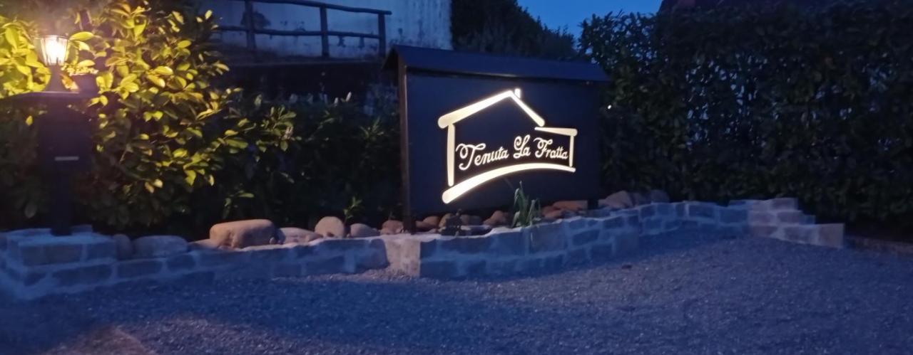 Agriturismo Tenuta La Fratta บาญญี ดี ลุกกา ภายนอก รูปภาพ